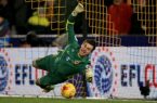 hullcitygoalkeepereldinjakupovicsavesvnewcastleunitedduringpenaltiesnov16_large