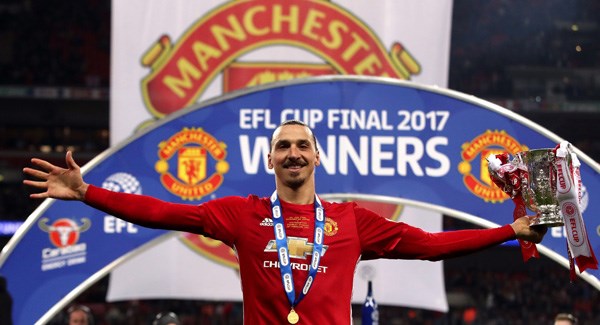 zlatanIbrahimovicEFLtrophy17_large